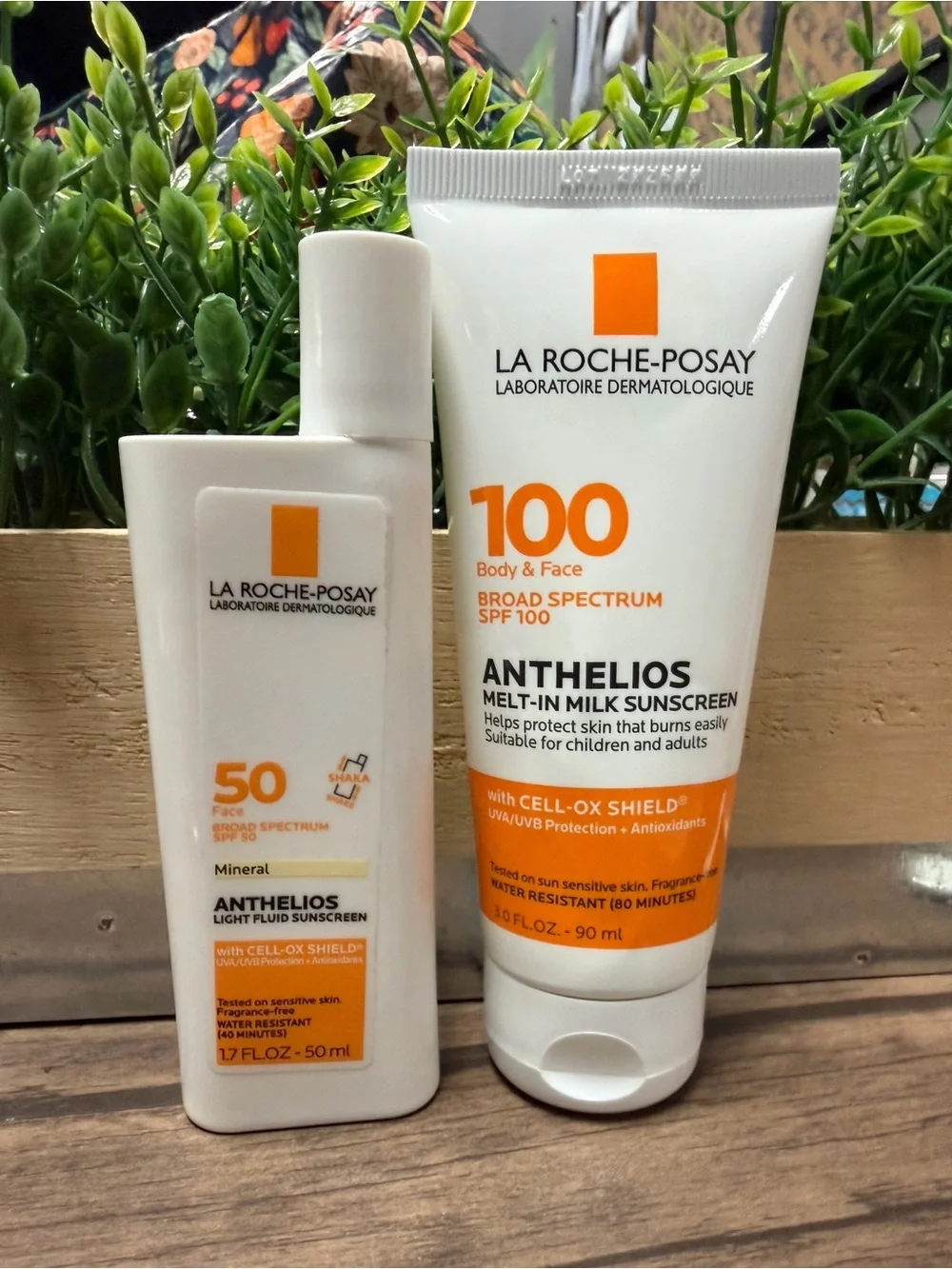 La Roche-Posay Sunscreen Bundle - Picture 2 of 9